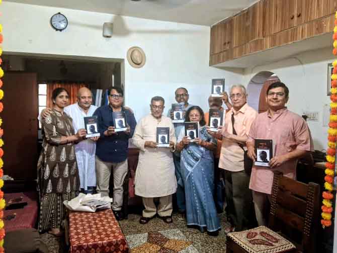 Rameshwar Prem's book on his famous plays is being inaugurated